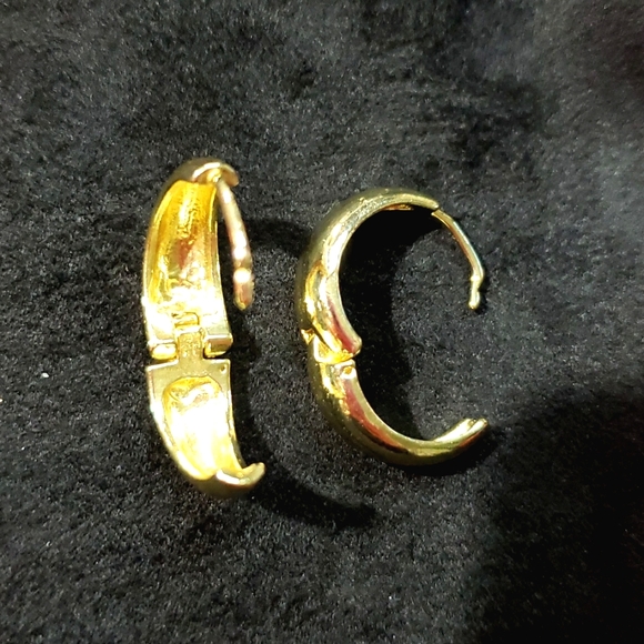 Gold Huggie Hoop Earrings - Picture 3 of 5